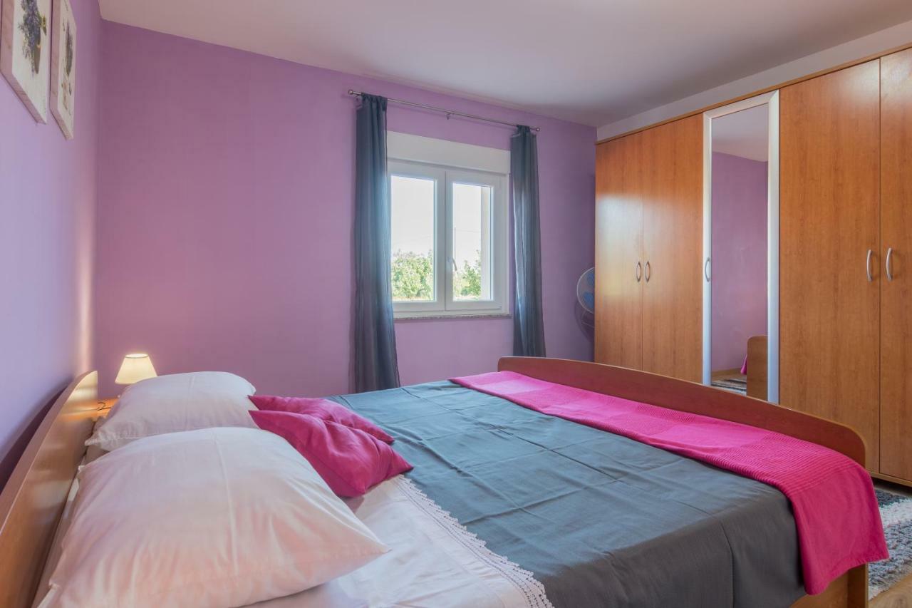 Apartments Lotus Sukošan Extérieur photo